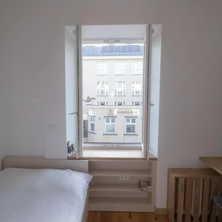 Micro Chmielna 公寓 *