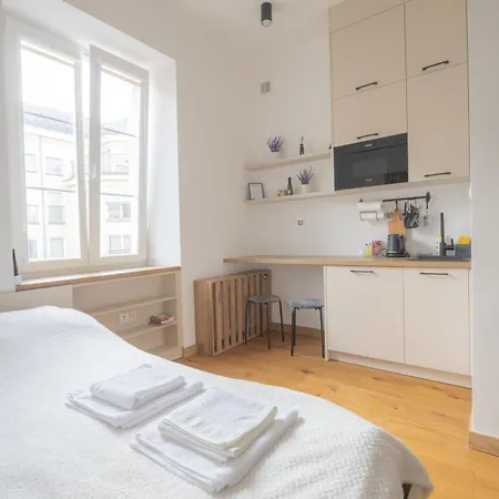 Micro Chmielna Apartment Warsaw